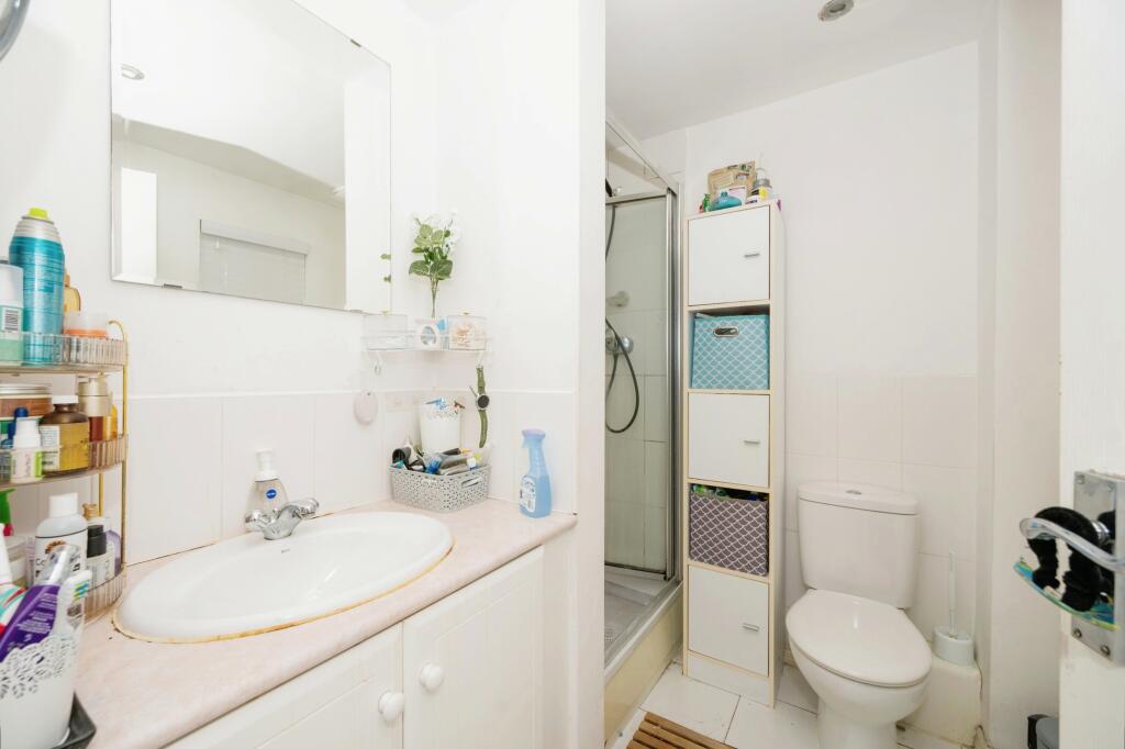 Ensuite