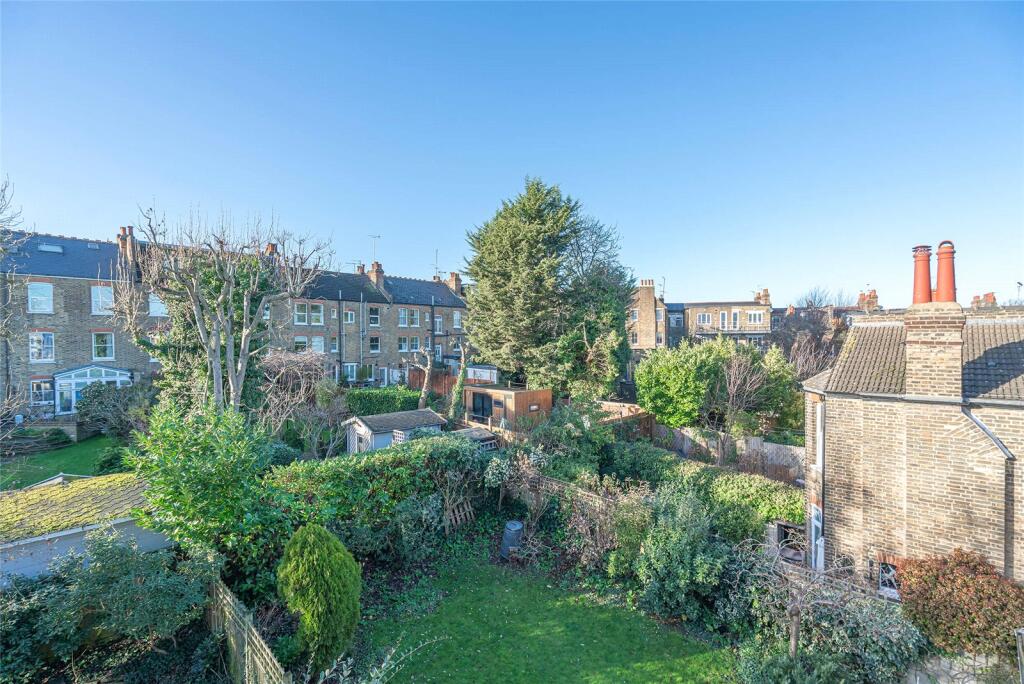 Roof Terrace Views A