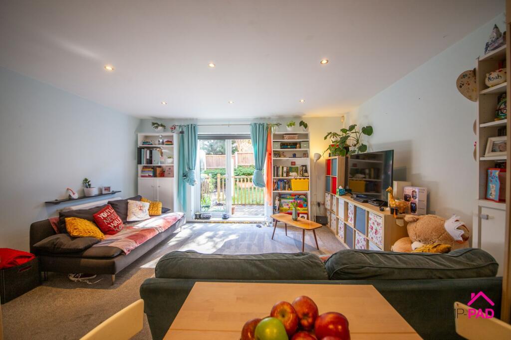 Kitchen/Dining/Living room