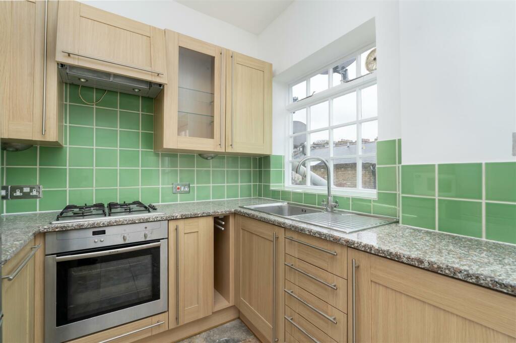 Kitchen - Photo 2.jpg