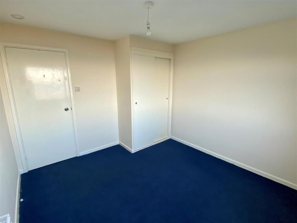12 Coastline Court Bedroom 1