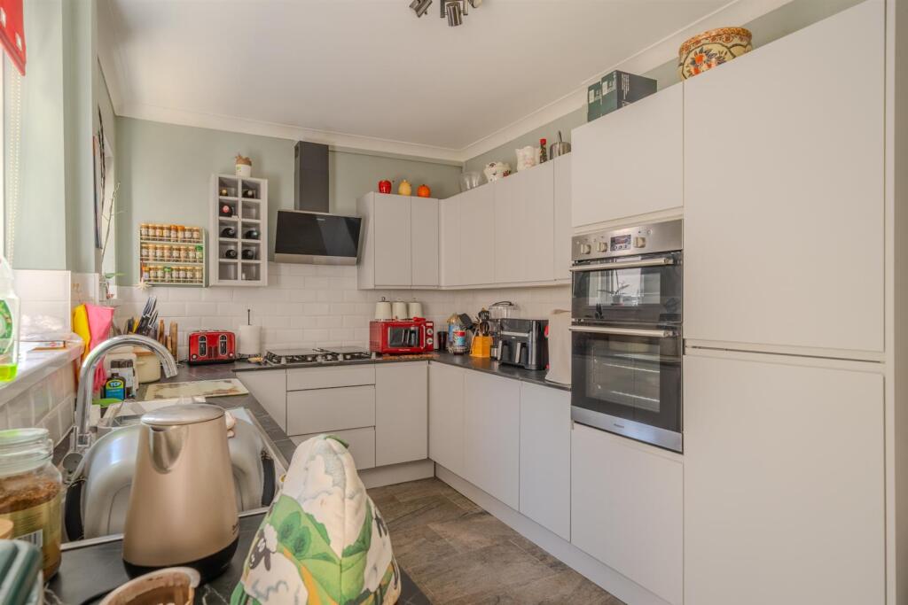 2 Lewis Terrace-17.jpg