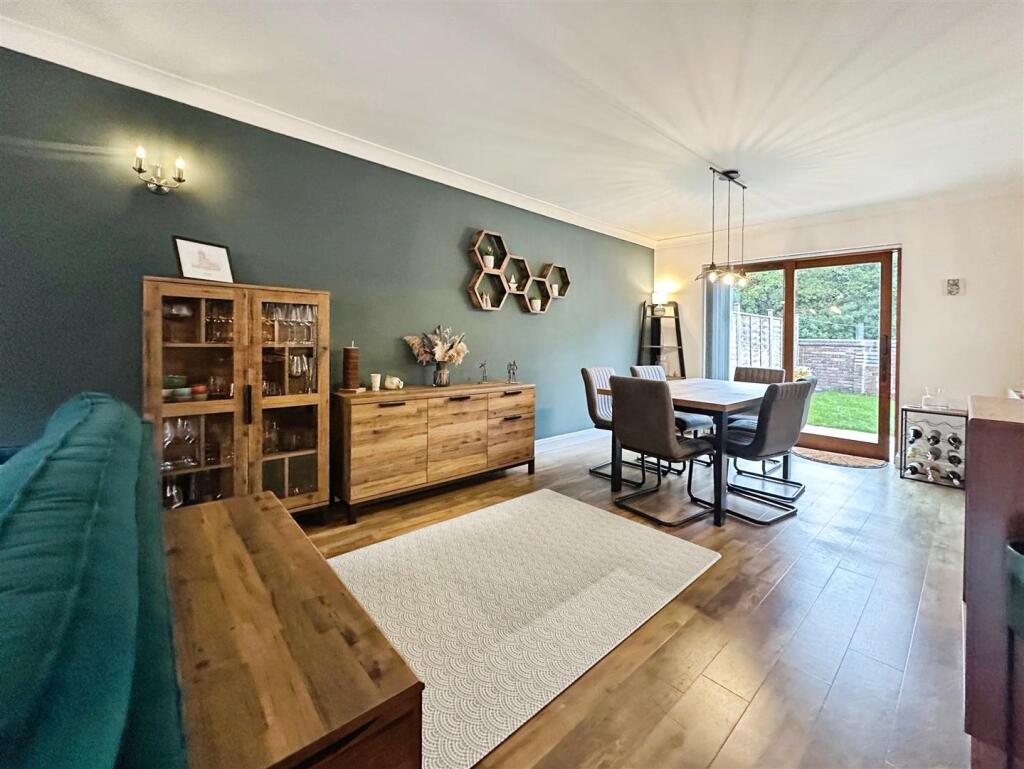 53299abe--4ABE-B223-5AA07E71C605-96500-00001F2C625