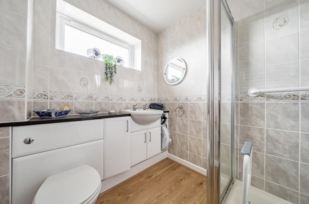 1364598-15-68e67f...