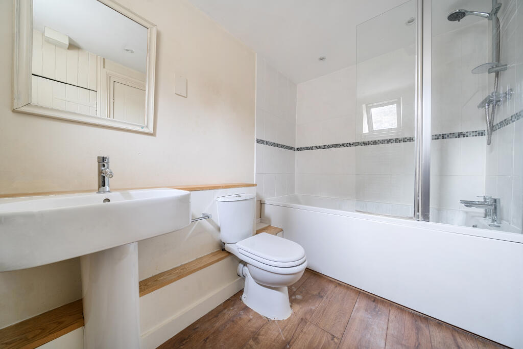 137603976911d57220c93