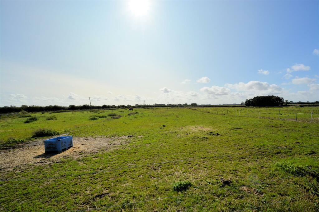 OUTSIDE - FRONT FIELD VIEWS
