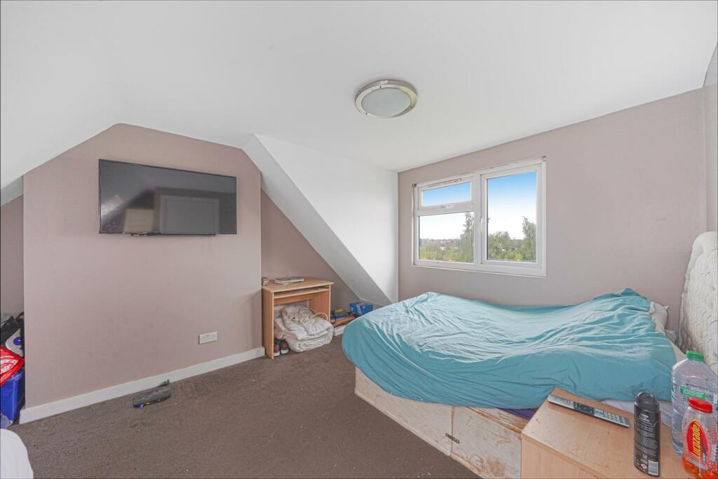 16 Burgess Avenue - FT9KO1iLuIMklThqgJPs.jpg