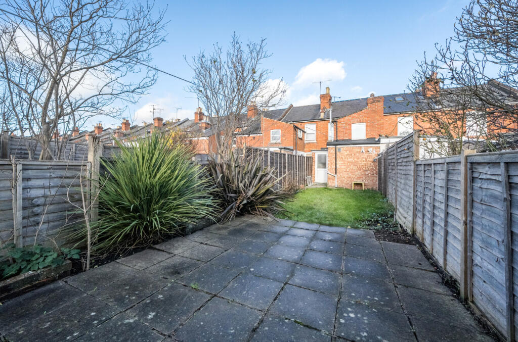 1375941-15-693963...