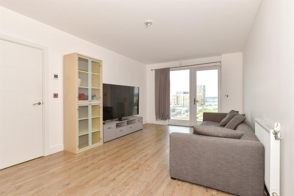 Lounge/Diner/ Kitchen