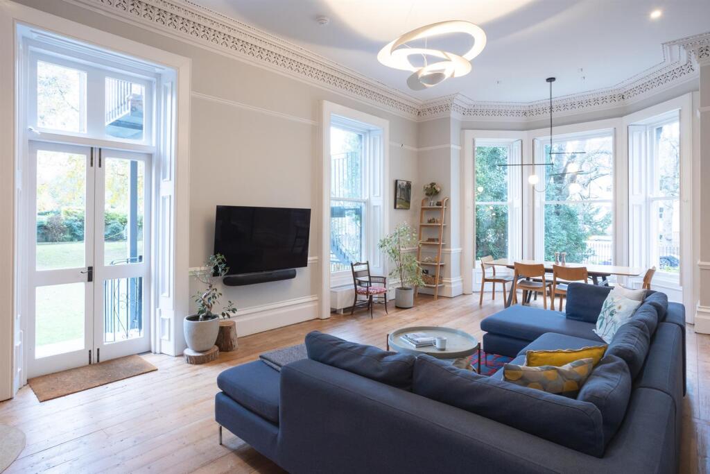 PSITE 22 - Lounge 005.jpg