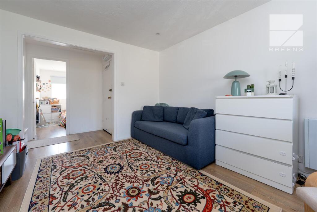 12 Hawthorne Court_0013.jpg