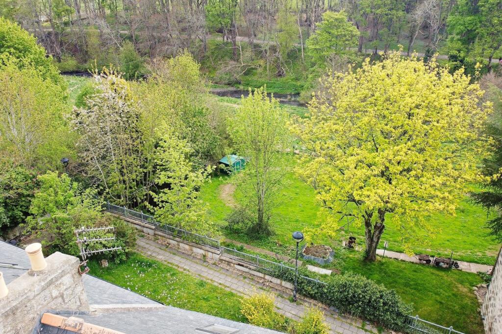 Location/View