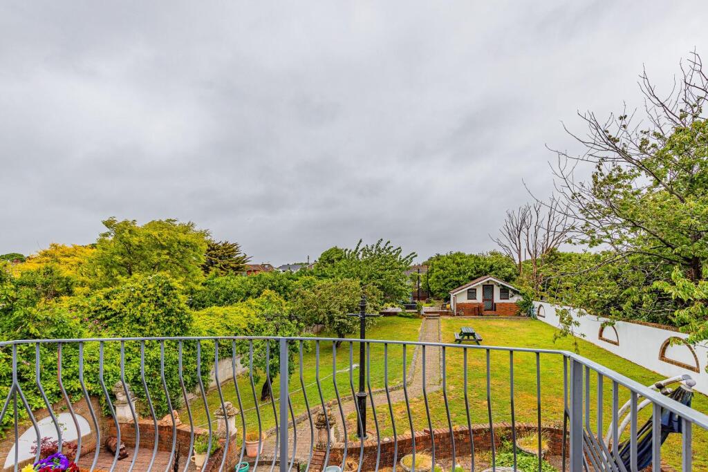 Smithies Avenue 29-26.jpg