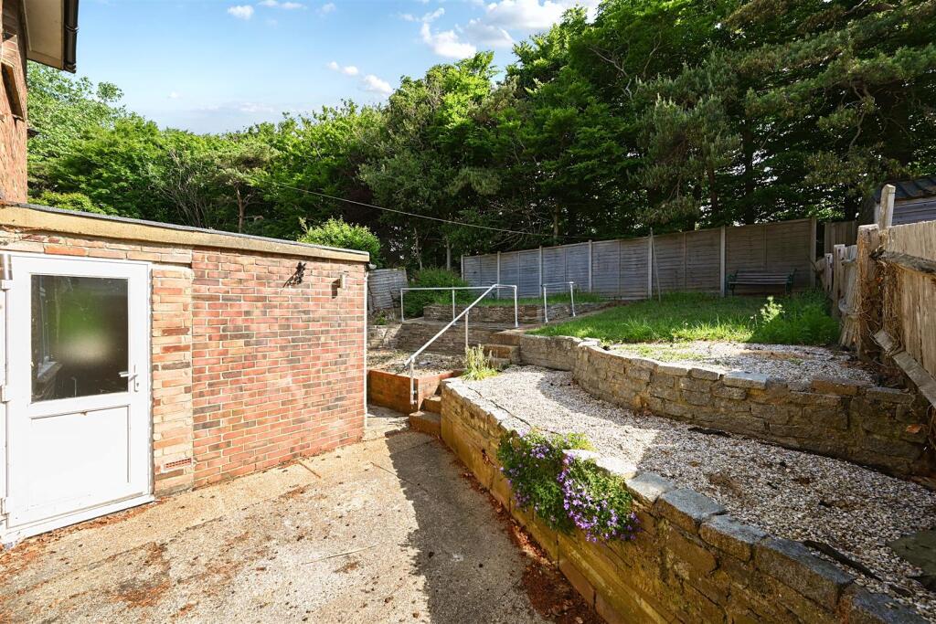 Highdown, Southwick, BN41 (2).jpg