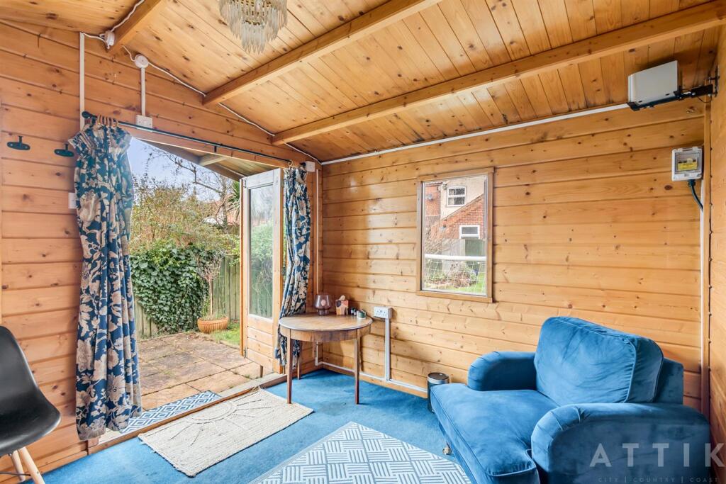 33 Southend Road Bungay NR35 1DN (19).jpg