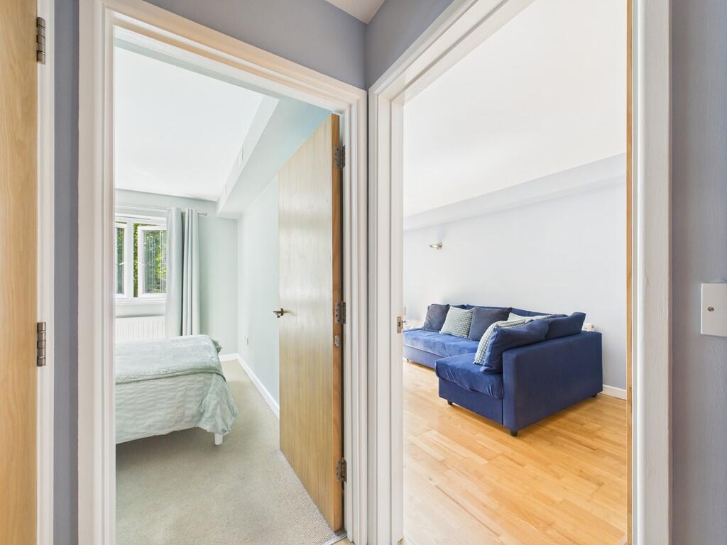 CAM02089G0-PR0534...