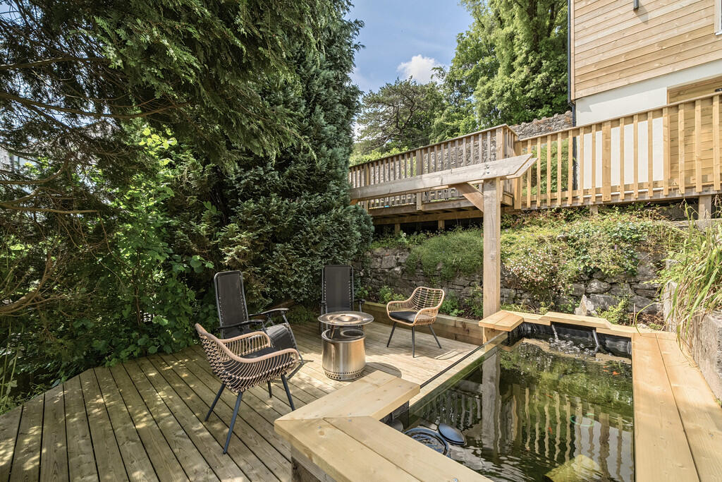 1307289-6-6851870...