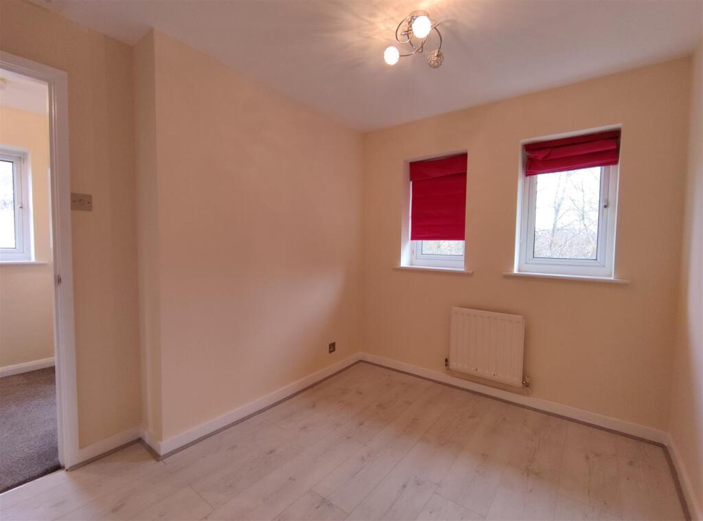 Bedroom 2 Aspect 2