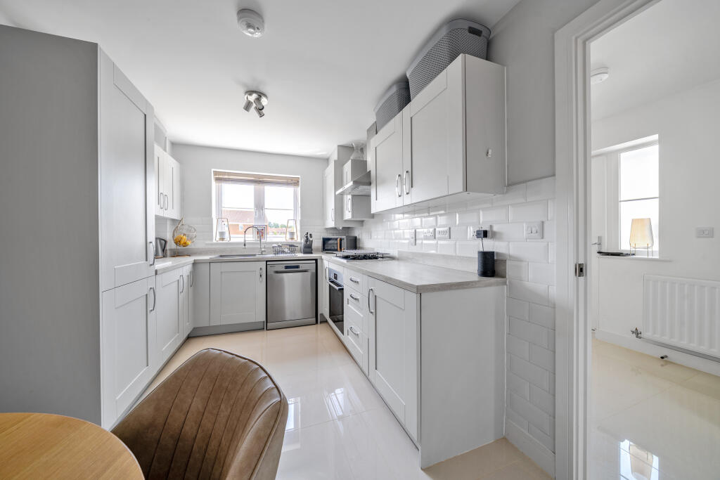 Kitchen / Breakfast Room