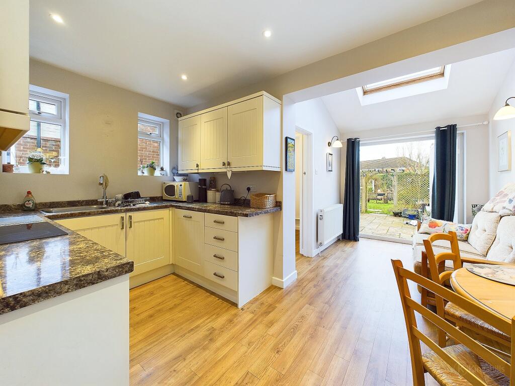 Kitchen/Breakfast