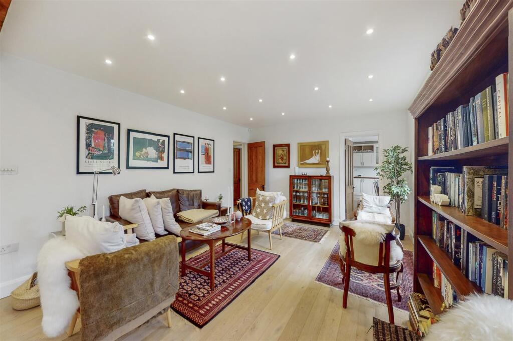 Kingwell, South Hill Avenue - n4TCDzmUeMkTQmTXRRCn