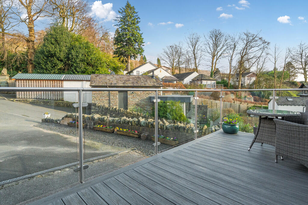 Raided Decking Ar...