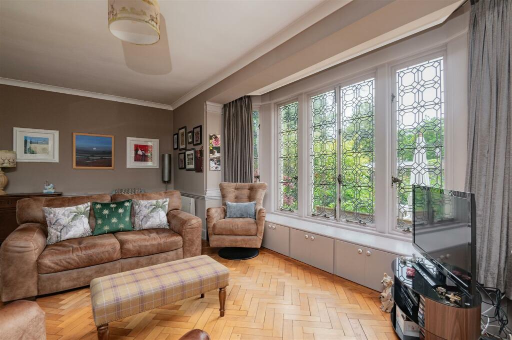 1 Beach Tower Ralston Road Dundee-1.jpg