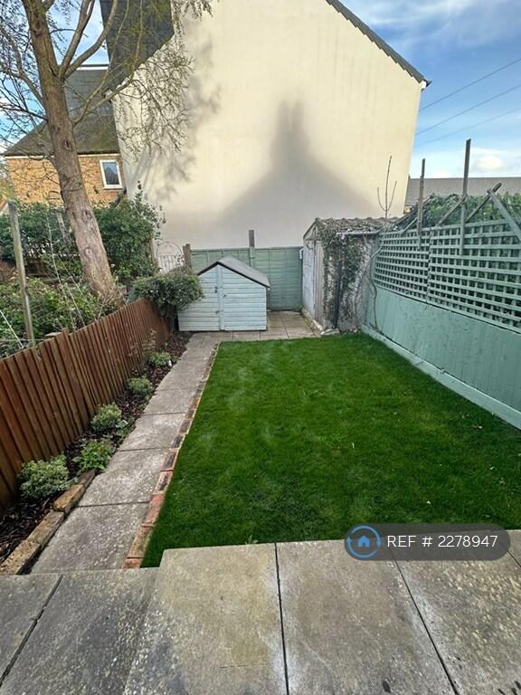 Garden Facing Shed And Garage