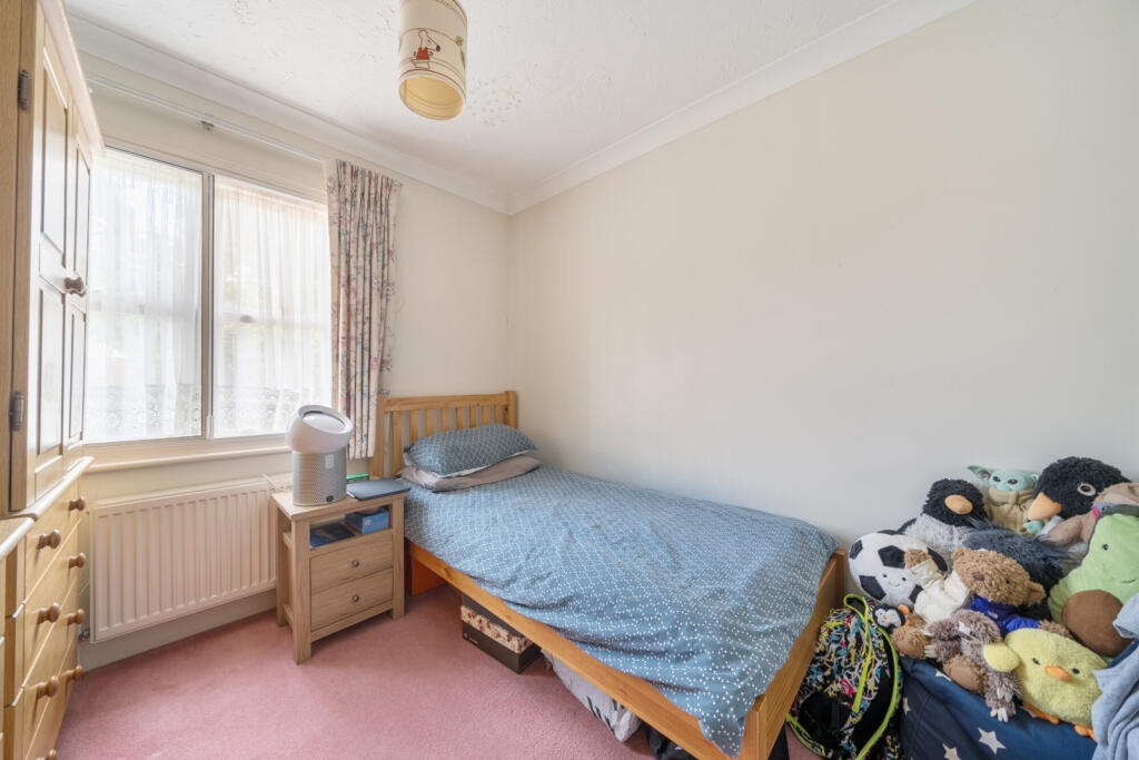 1328887-4-687e58b...