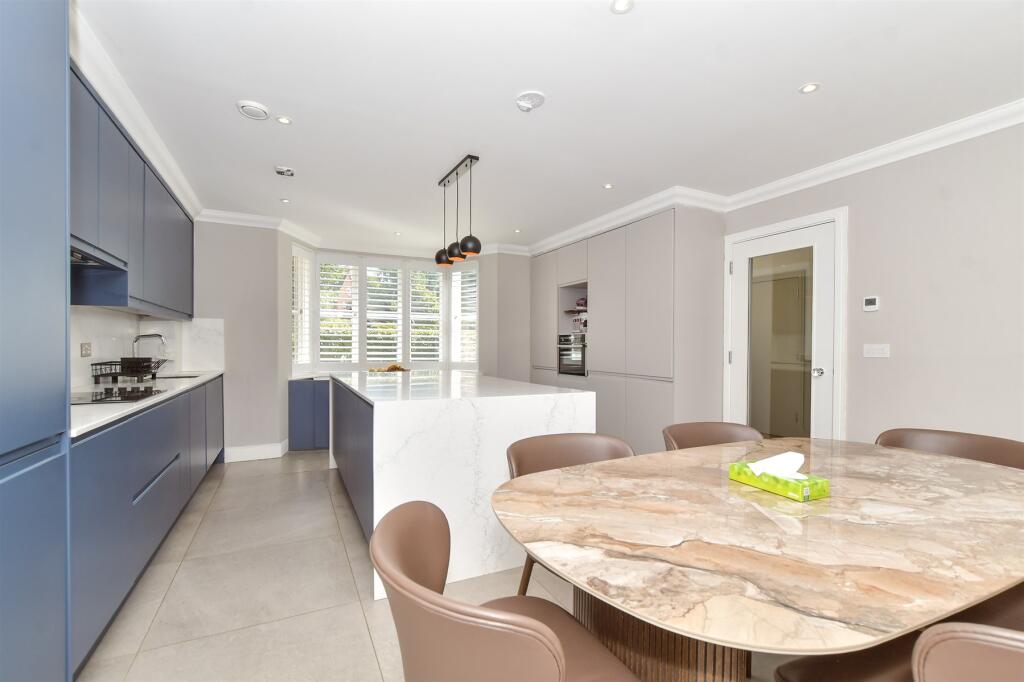 Kitchen/Family Room