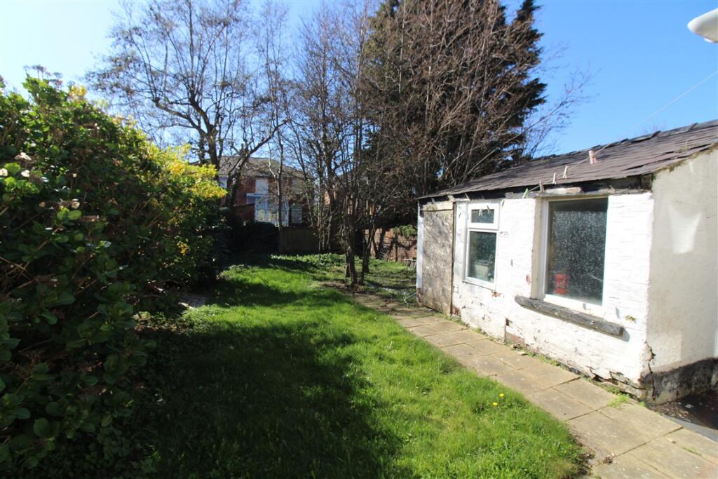 11 T202504091207.jpg