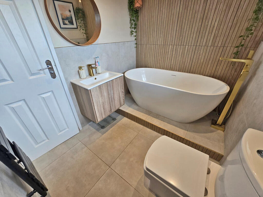 Bathroom (2)