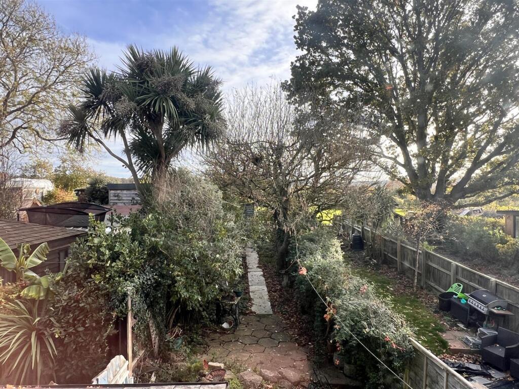 Rear Garden: