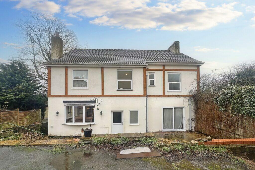 Alexandra Terrace, Sutton-in-Ashfield - Exterior