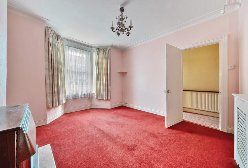 1296097-24-682ae3...