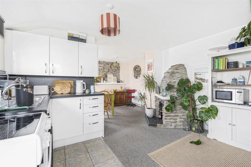KITCHEN / LIVING / DINING ROOM
