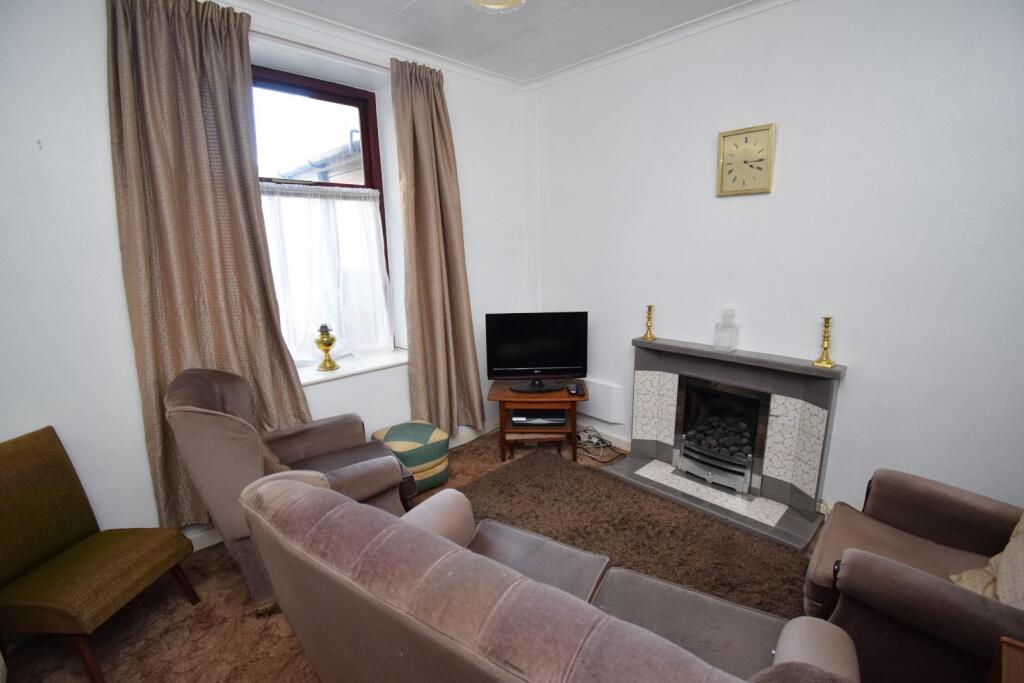 Living Room.JPG