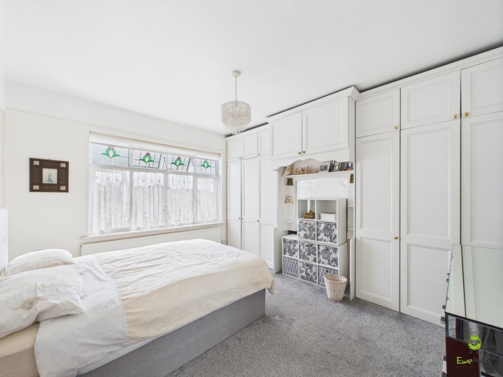 Presented by Robert at EweMove Bexleyheath and Dar