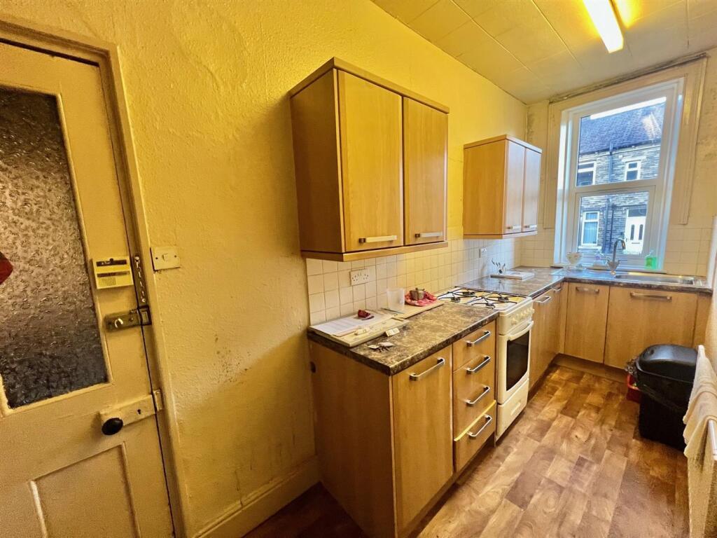 Bramleys Estate Agents - Burbeary Road - Lockwood 