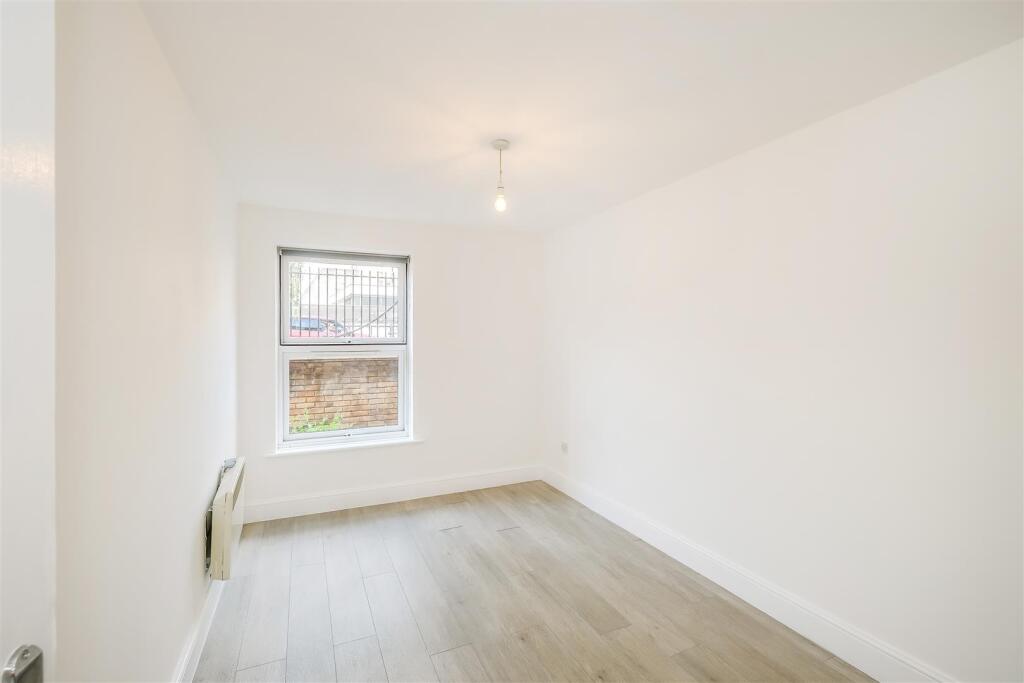 61 Latchingdon court-3.jpg