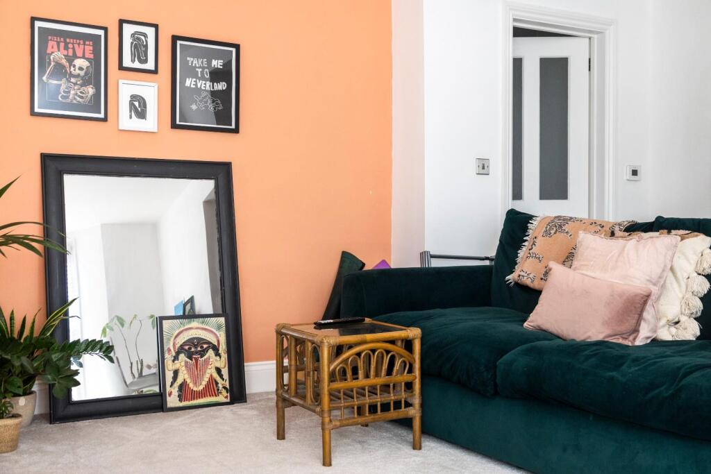 Cromwell Road, 37E-014.JPG