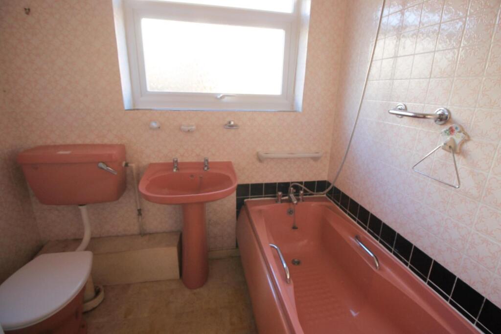 Bath.JPG