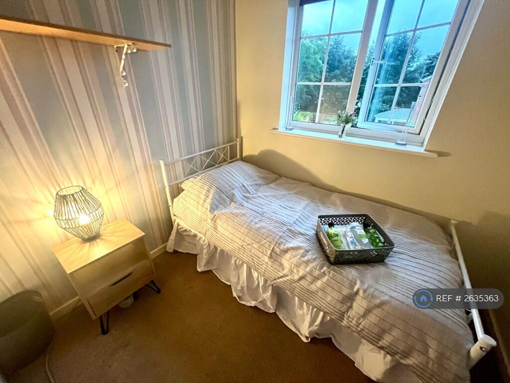 Single Bedroom