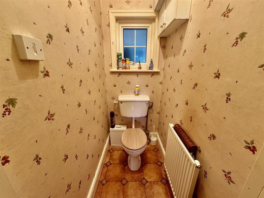 CLOAKROOM WC