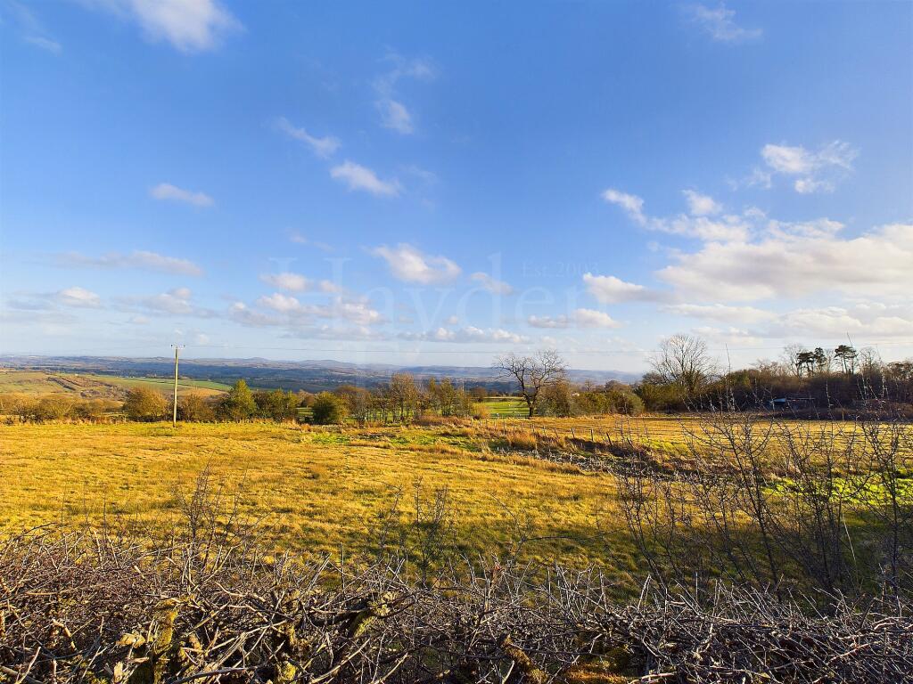 NEARBY VIEWS