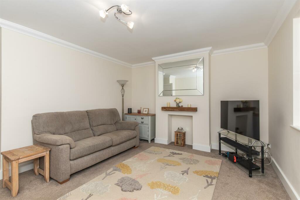 7 Leeward Road17.jpg