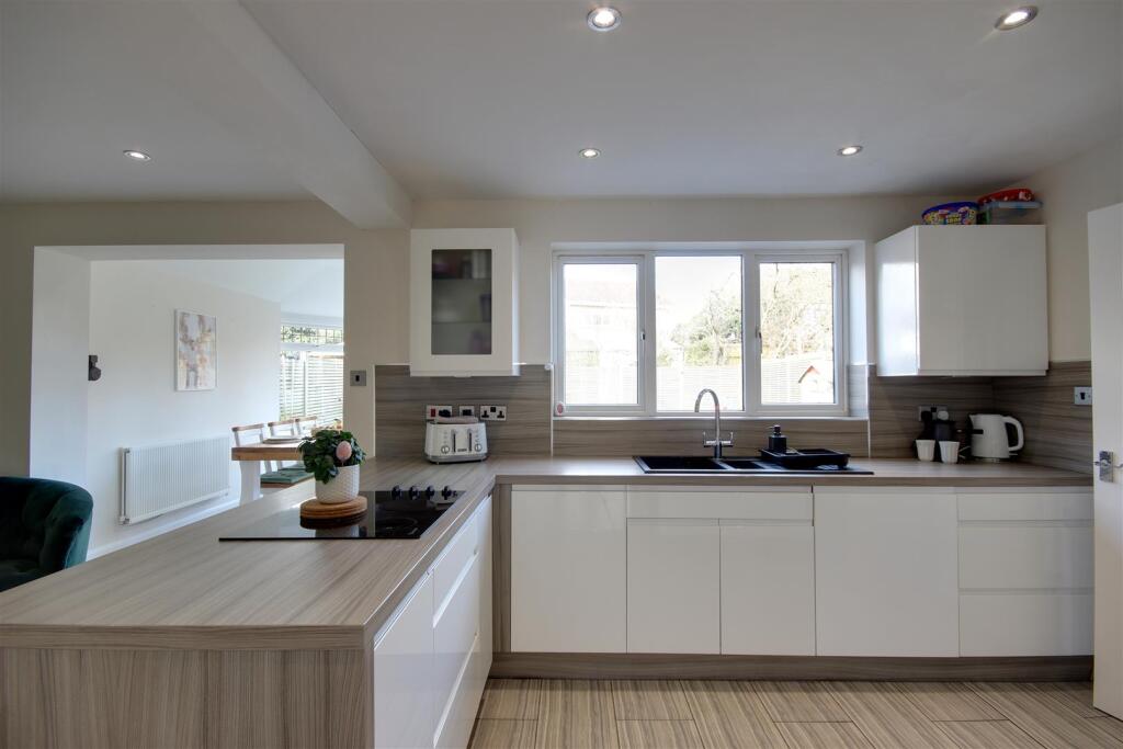 Living Kitchen