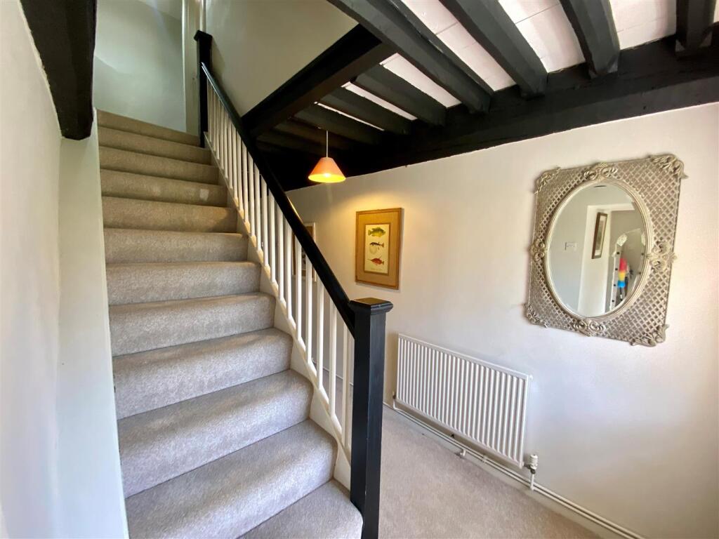 cae pentre hallway.jpg