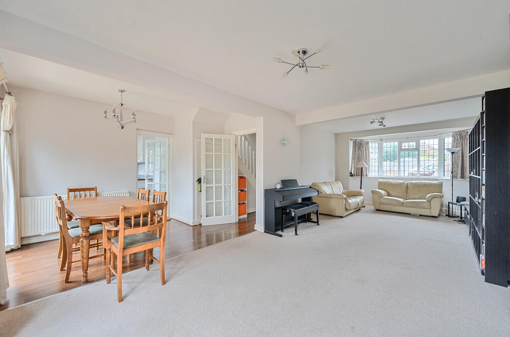 1333982-9-68ad893...