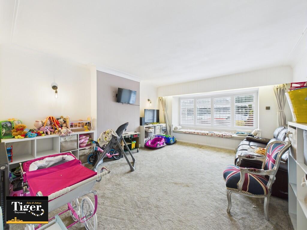 CAM03440G0-PR0361...